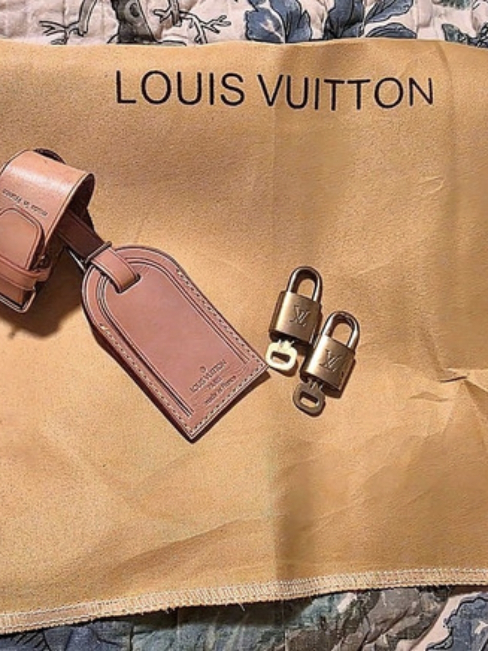 Louis Vuitton Luggage Tag and Padlock Set Brown